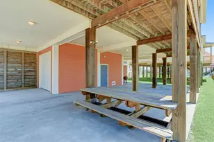 934 S Cove, Crystal Beach, TX 77650 - Photo 26