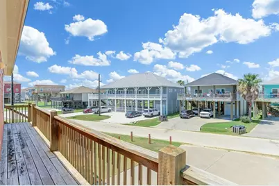 934 S Cove, Crystal Beach, TX 77650 - Photo 24