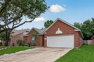 14531 Chestnut Falls Dr, Cypress, TX 77433 - Photo 4