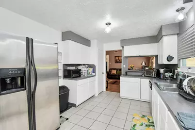 13139 Birch Grove Drive, Houston, TX 77099 - Photo 8