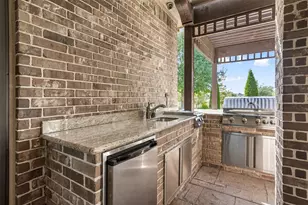 3427 Limestone Sky Ct, Houston, TX 77059 - Photo 32