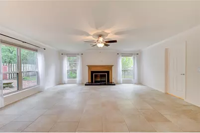 11 Thorn Berry Place, The Woodlands, TX 77381 - Photo 20