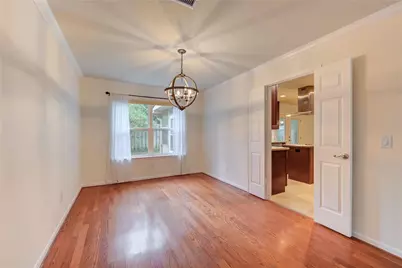 11 Thorn Berry Place, The Woodlands, TX 77381 - Photo 10