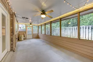 11 Thorn Berry Pl, The Woodlands, TX 77381 - Photo 44