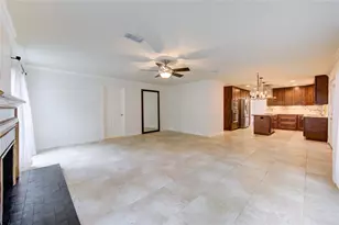 11 Thorn Berry Pl, The Woodlands, TX 77381 - Photo 22