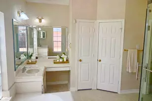 4402 Water Elm Way, Houston, TX 77059 - Photo 12