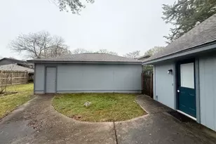 3423 Ledgestone Dr, Houston, TX 77059 - Photo 4