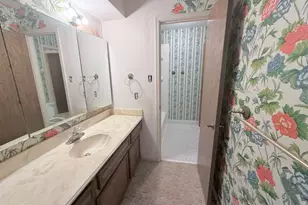 3423 Ledgestone Dr, Houston, TX 77059 - Photo 24