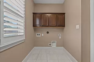1817 Eagle Creek Dr, Friendswood, TX 77546 - Photo 24