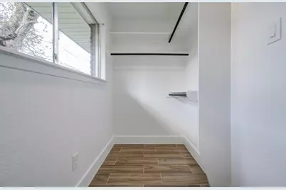 1939 Woodvine Drive, Houston, TX 77055 - Photo 16