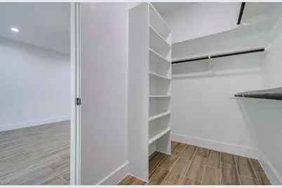 1939 Woodvine Drive, Houston, TX 77055 - Photo 26