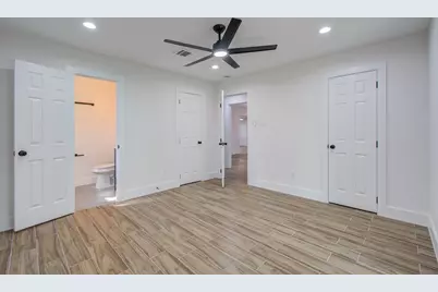 1939 Woodvine Drive, Houston, TX 77055 - Photo 18