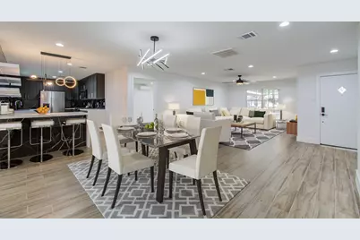 1939 Woodvine Drive, Houston, TX 77055 - Photo 2