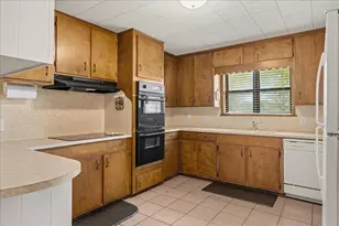 130 Elm St, Flatonia, TX 78941 - Photo 4