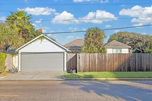 4311 Sherman Blvd, Galveston, TX 77550 - Photo 26