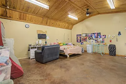 149 E Austin Avenue, Onalaska, TX 77360 - Photo 22