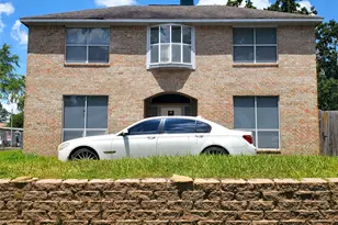 5700 Bermuda Dunes Dr, Houston, TX 77069 - Photo 1