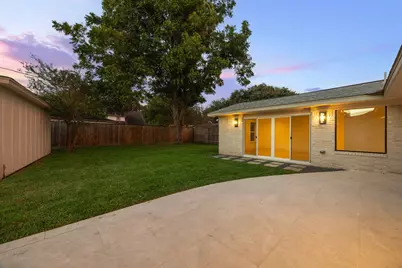 6110 Yarwell Drive, Houston, TX 77096 - Photo 18