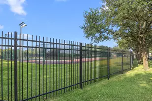 10214 Hedge Way Dr, Houston, TX 77065 - Photo 44