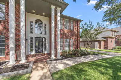 10214 Hedge Way Drive, Houston, TX 77065 - Photo 4