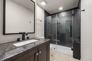 10214 Hedge Way Dr, Houston, TX 77065 - Photo 26