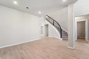 2803 Clapbread Ln, Rosenberg, TX 77471 - Photo 2