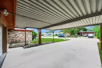 1110 E Brown Lane, Deer Park, TX 77536 - Photo 4