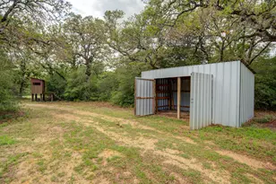 10848 County Rd 311, Rockdale, TX 76567 - Photo 46