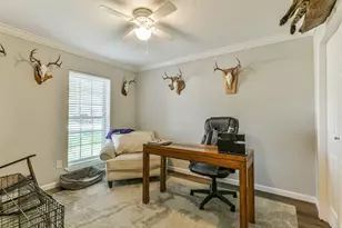 9902 Wren St, La Porte, TX 77571 - Photo 14