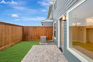 16031 Hayes Pk Dr, Houston, TX 77079 - Photo 8