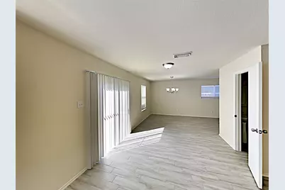 12402 Grossmount Drive, Houston, TX 77066 - Photo 10