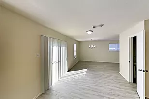 12402 Grossmount Dr, Houston, TX 77066 - Photo 10