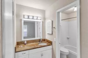 13622 Cherrydown St, Sugar Land, TX 77498 - Photo 18