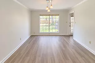 449 Stephen F Austin Dr, Conroe, TX 77302 - Photo 8