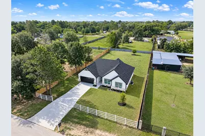 615 Ezekiel Smith Street, Prairie View, TX 77484 - Photo 2