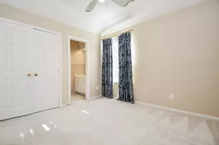 1502 Emerald Springs Ct, Houston, TX 77094 - Photo 32