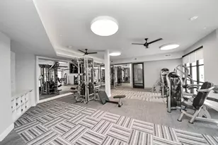 15635 Memorial Dr, Houston, TX 77079 - Photo 38