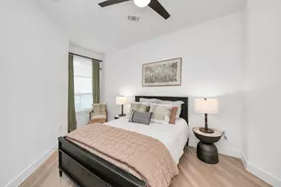 15635 Memorial Dr, Houston, TX 77079 - Photo 20