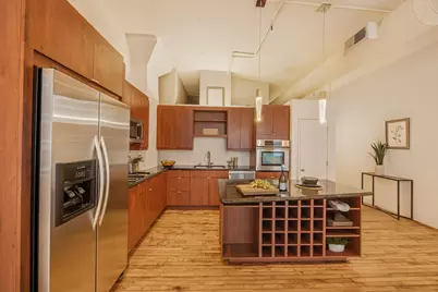 705 Main Street #302, Houston, TX 77002 - Photo 6