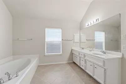 1502 Lauren Creek Lane, Spring, TX 77386 - Photo 20