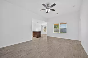 6009 Cypress Ln, Brookshire, TX 77423 - Photo 4