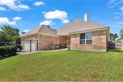 2000 Cassandra Court, Bryan, TX 77807 - Photo 2