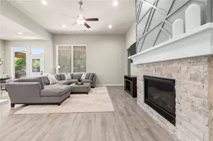 131 Silva Creek Trl, Conroe, TX 77318 - Photo 4