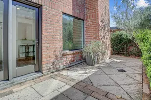 702 Augusta Dr, Houston, TX 77057 - Photo 18