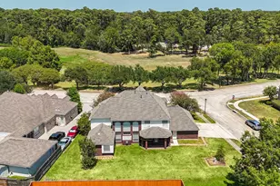 3123 Wilshire Ln, Baytown, TX 77521 - Photo 40