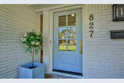 827 Saint George Lane, Houston, TX 77079 - Photo 6