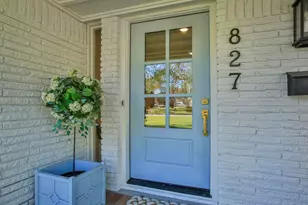 827 St George Ln, Houston, TX 77079 - Photo 6