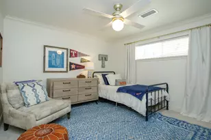 827 St George Ln, Houston, TX 77079 - Photo 36