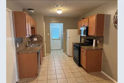 10906 View Pointe Lane, Houston, TX 77034 - Photo 4