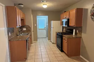 10906 View Pointe Ln, Houston, TX 77034 - Photo 4